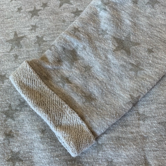 H&M Grey Star Sweatshirt - Picture 4 of 5